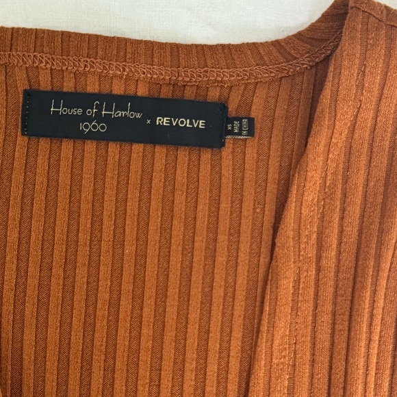 HOUSE OF HARLOW X REVOLVE 1960
JAMES CARDIGAN IN TOFFEE - Picture 5 of 5